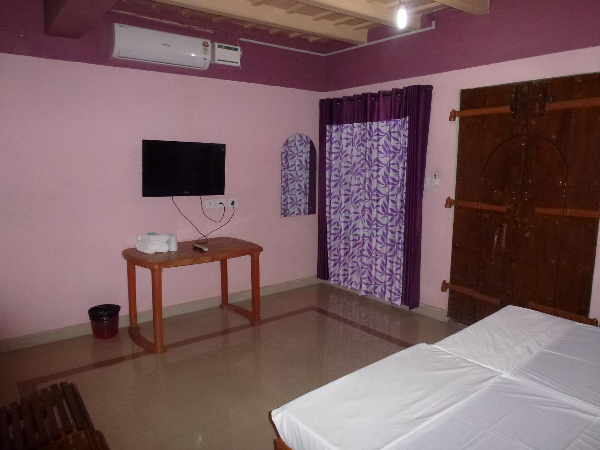 Southcanal Holidays Alappuzha Номер фото